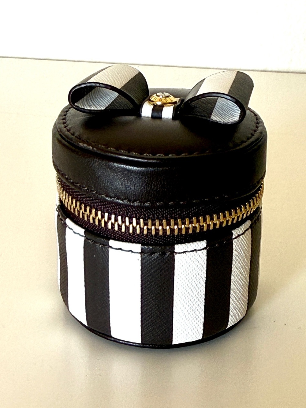 Retired Henri Bendel Brown Stripe Travel Jewelry Case Ring Box - Picture 2 of 9